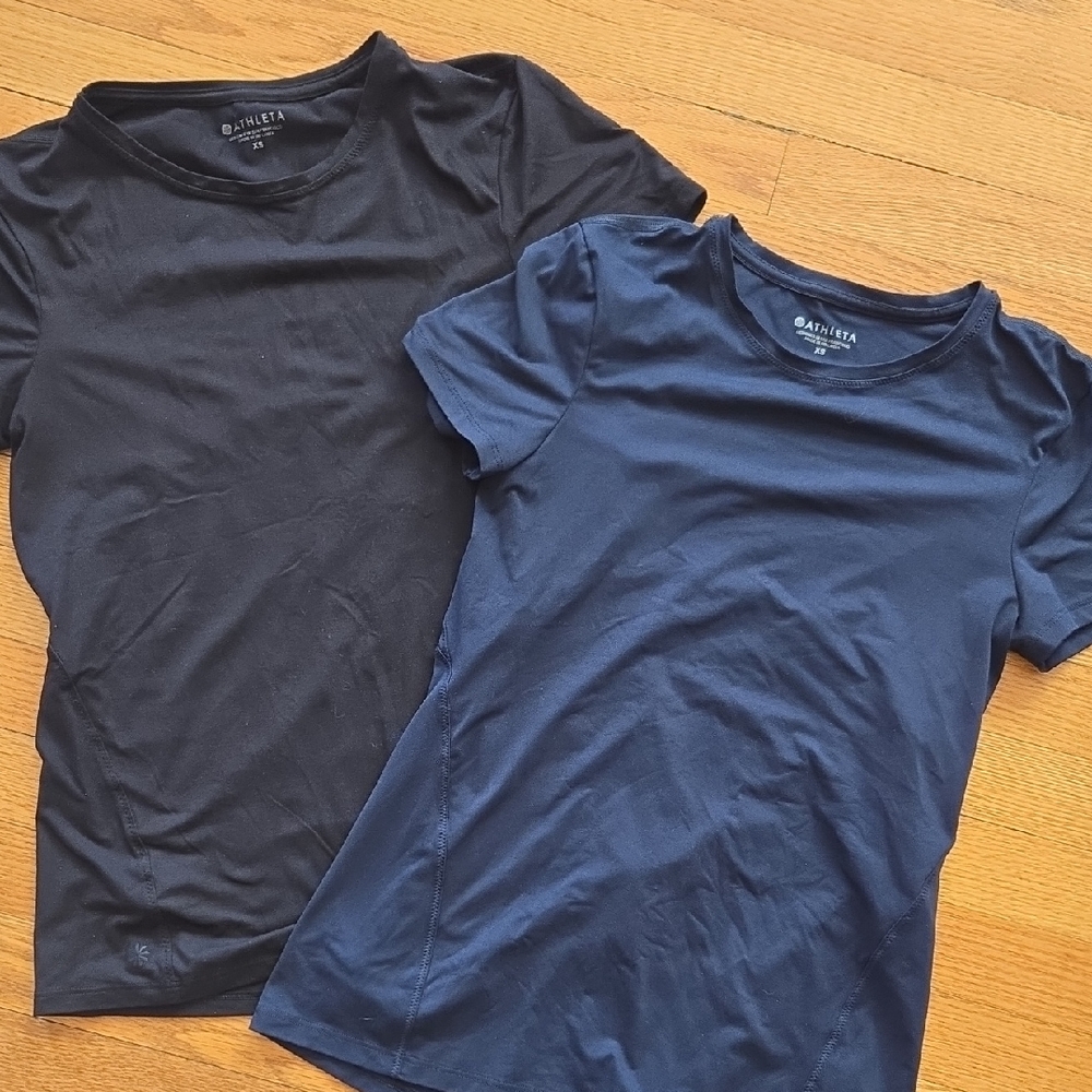 Athleta Womens Short Sleeve Active Tees - Navy and Black